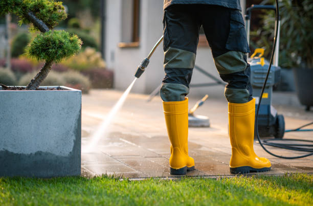 Best Local Pressure Washing Services  in Chamberlain, SD